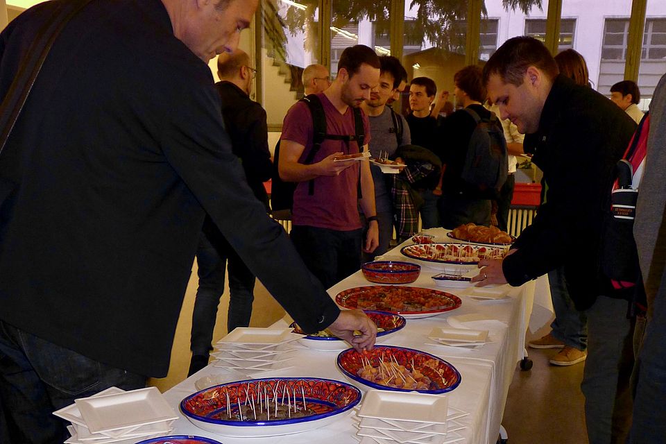 [Translate to English:] Apero after the inauguration of the AlumniComputerScience